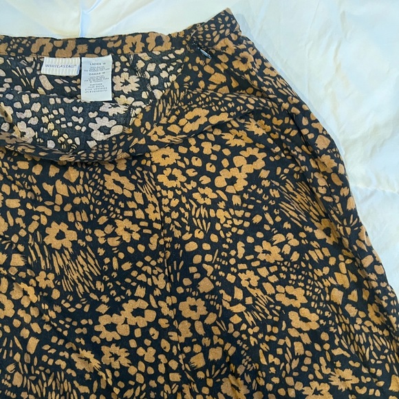 Long Floral Fall Skirt! - Picture 4 of 4